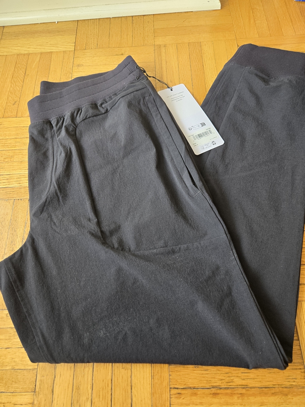 Brand New With Tags ALO Yoga Men's Black Co-op Jogger Pants